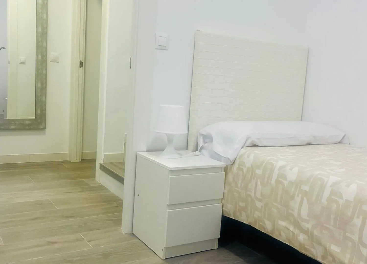 아파트 Luxury Carihuela Beach 토레몰리노스